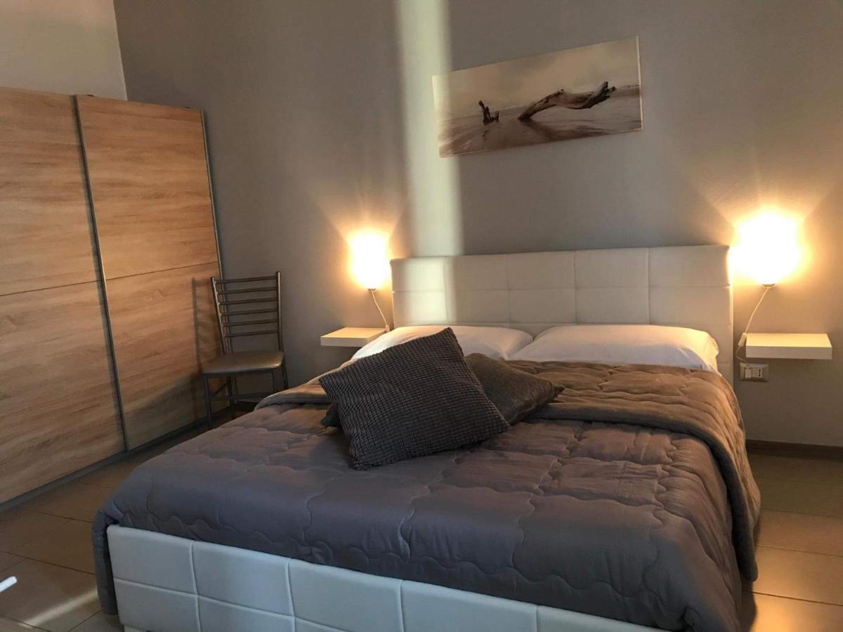 La Scogliera Bed & Breakfast Авола Екстериор снимка