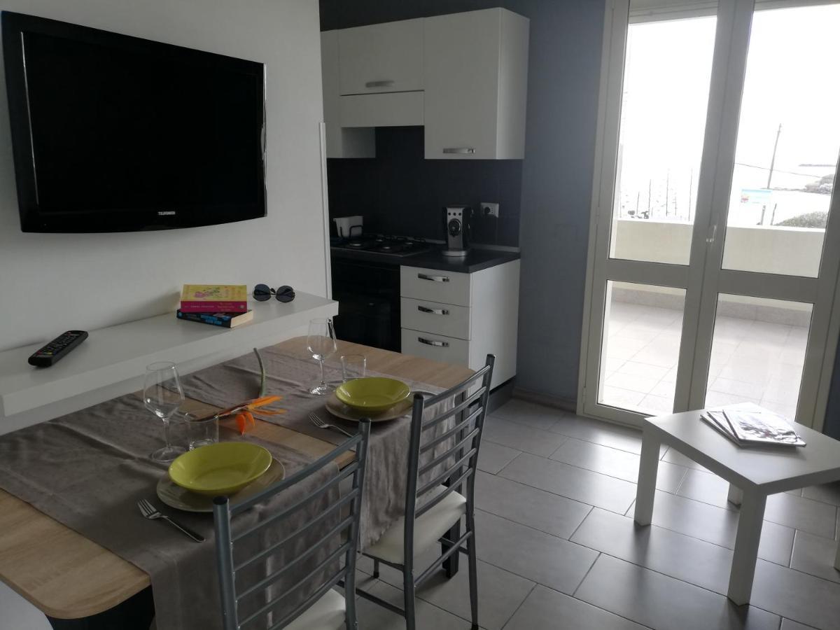 La Scogliera Bed & Breakfast Авола Екстериор снимка