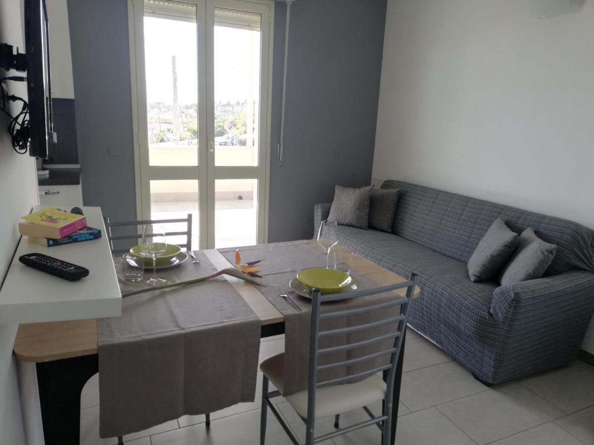 La Scogliera Bed & Breakfast Авола Екстериор снимка