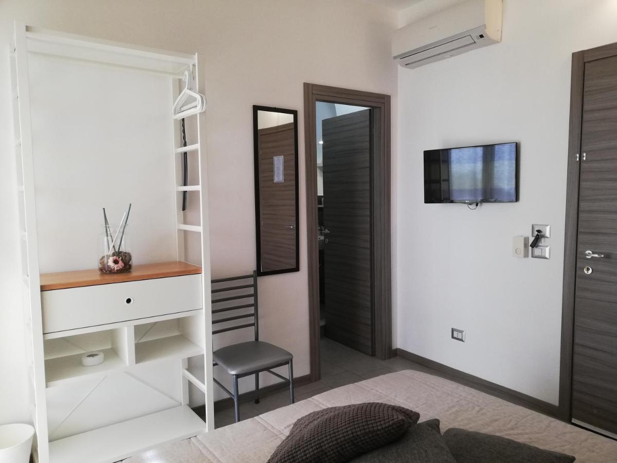 La Scogliera Bed & Breakfast Авола Екстериор снимка